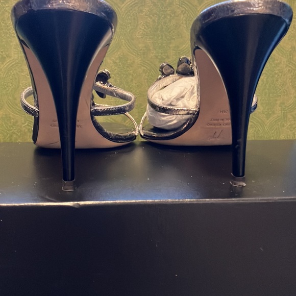 Giuseppe Zanotti 38 gorgeous perfect one wear!  $350 - Picture 9 of 12